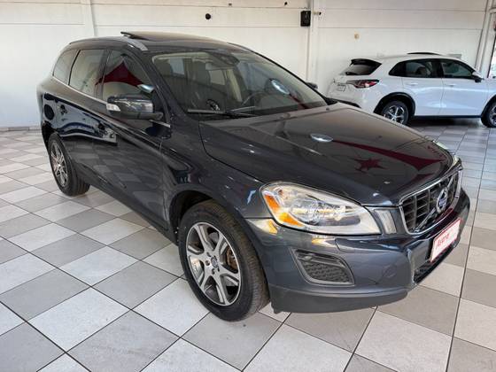 VOLVO XC60 2.0 T5 R DESIGN TURBO GASOLINA 4P AUTOMÁTICO